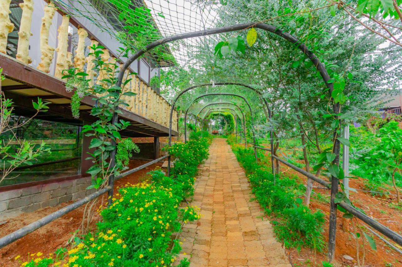 Phuong Nam Gia Trang Farmstay Gia Nghia Exterior foto
